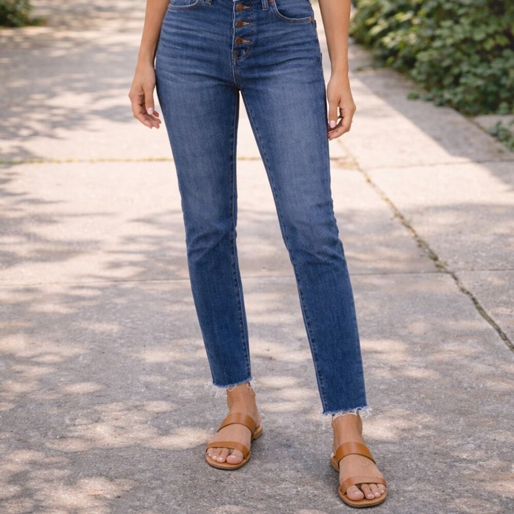 Madewell Skinny High-Rise Jeans in Medium Blue, Size 28